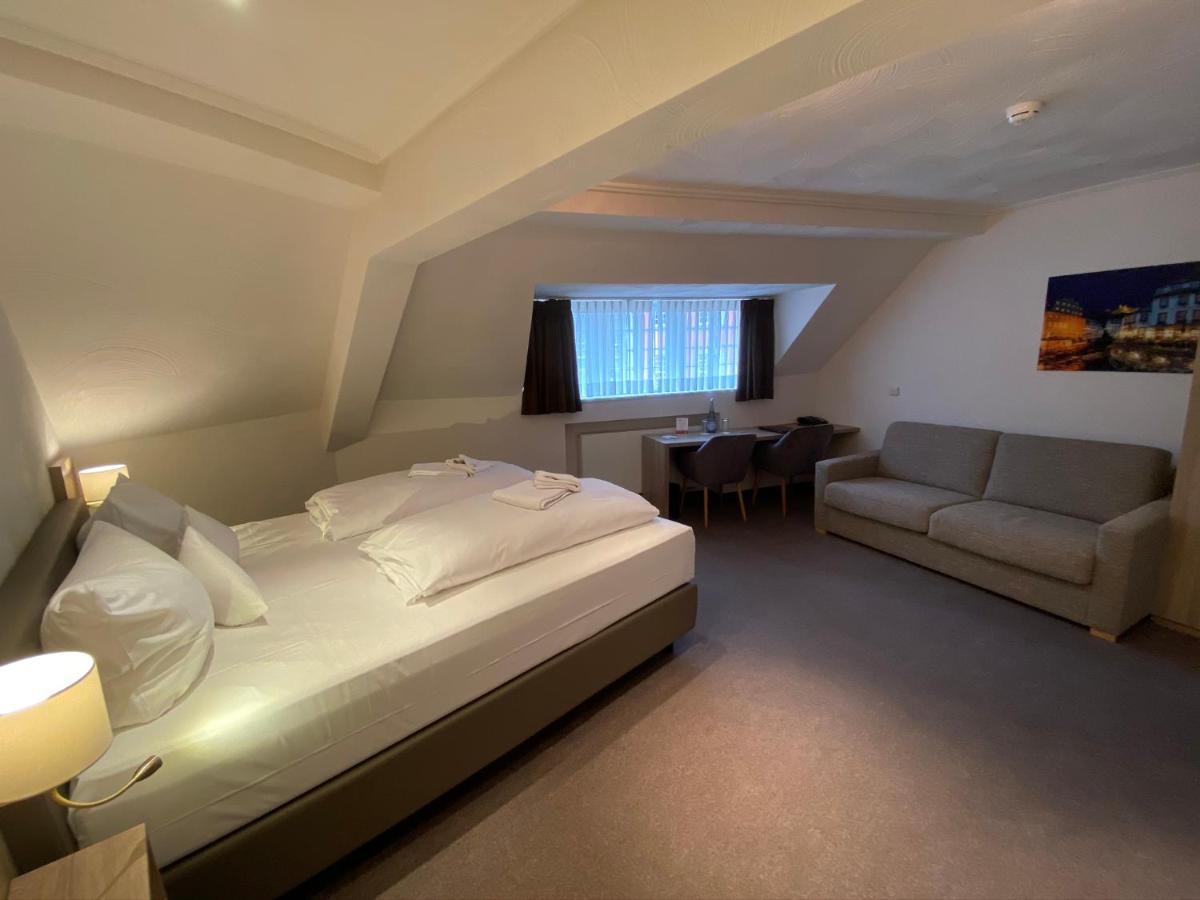 Horchem Hotel-Restaurant-Cafe-Bar Monschau Bagian luar foto