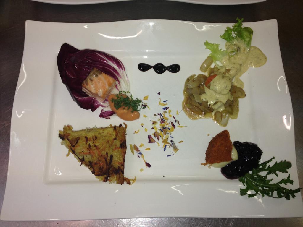 Horchem Hotel-Restaurant-Cafe-Bar Monschau Bagian luar foto